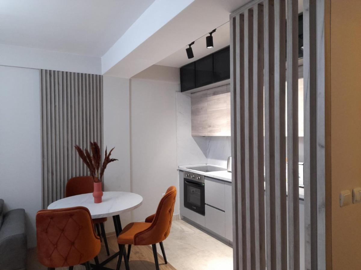 סקופיה Centar Two Apartment מראה חיצוני תמונה