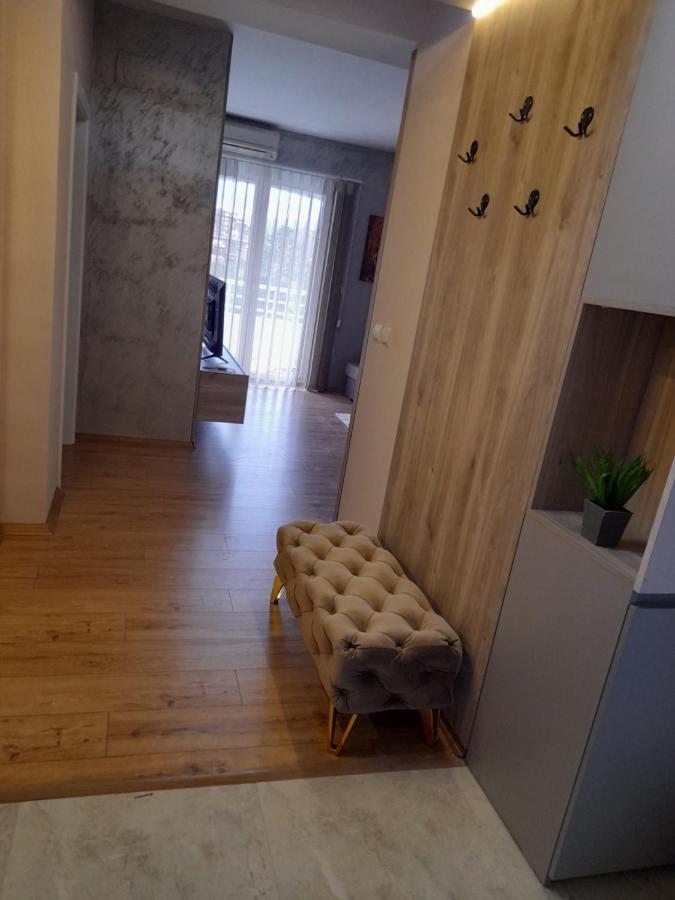 סקופיה Centar Two Apartment מראה חיצוני תמונה